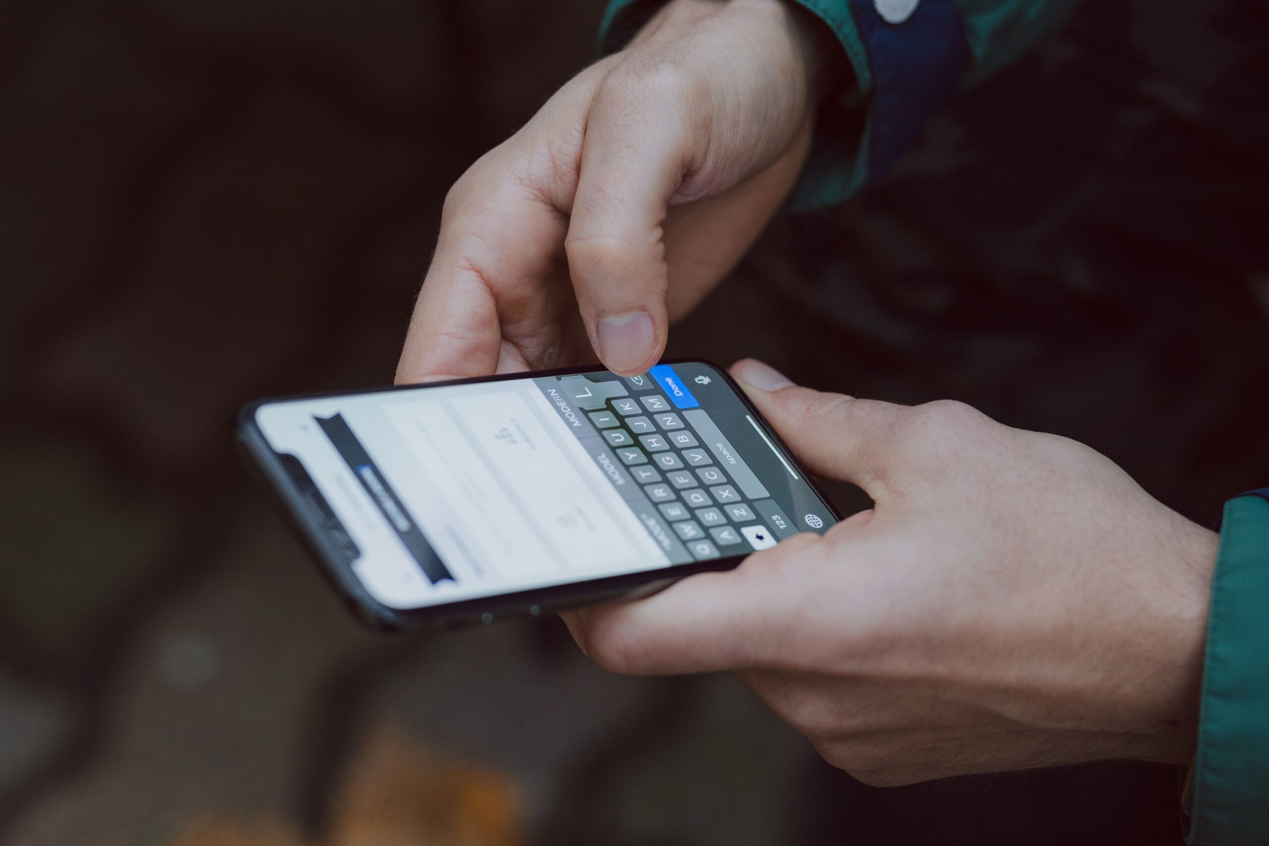 Internet estável durante toda a viagem ao Panamá Celular conectado à internet durante viagem ao Panamá