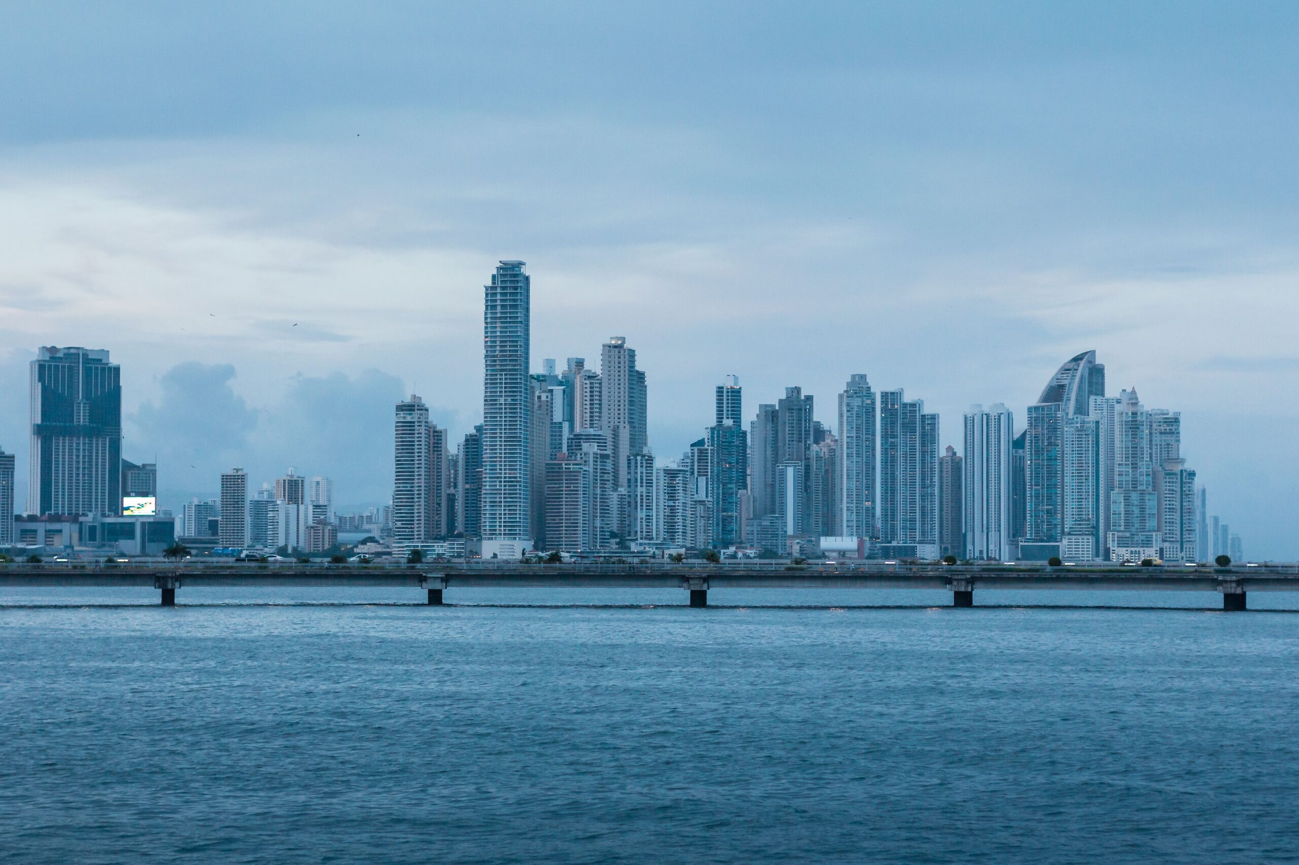 Rua do Casco Viejo na Cidade do Panamá com arquitetura colonial