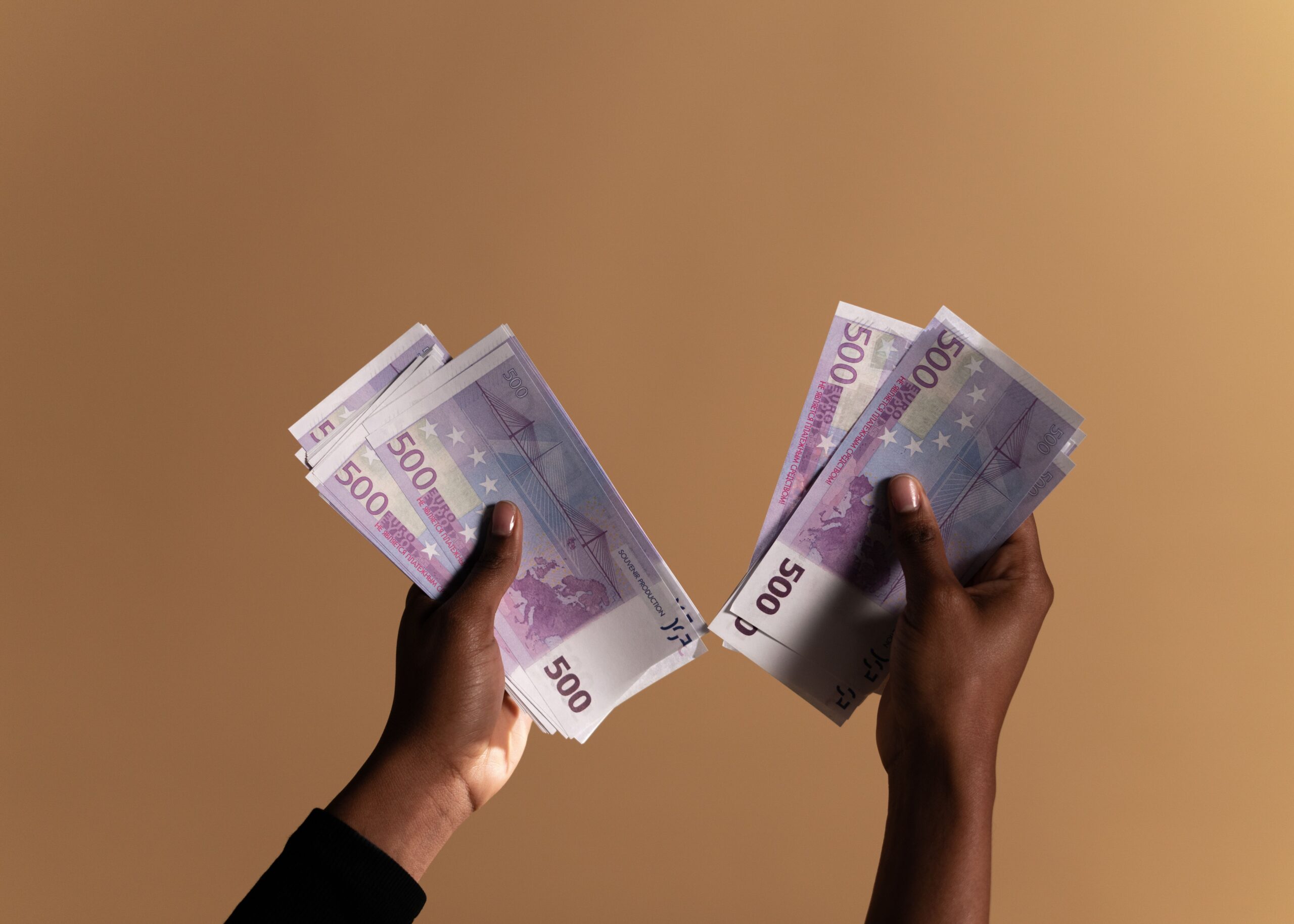 Custo de vida real na Tanzânia com salário mínimo em 2026 Rotina do dia a dia em bairro popular de Dar es Salaam, Tanzânia