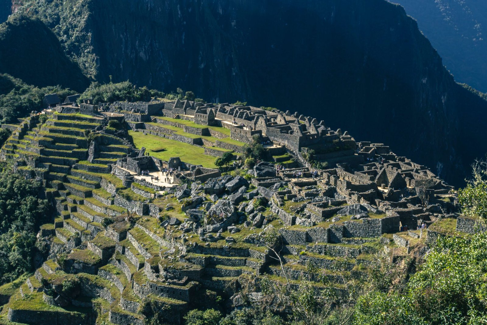 Curiosidades sobre Machu Picchu e o Vale Sagrado Terraços agrícolas incas no Vale Sagrado próximo a Cusco