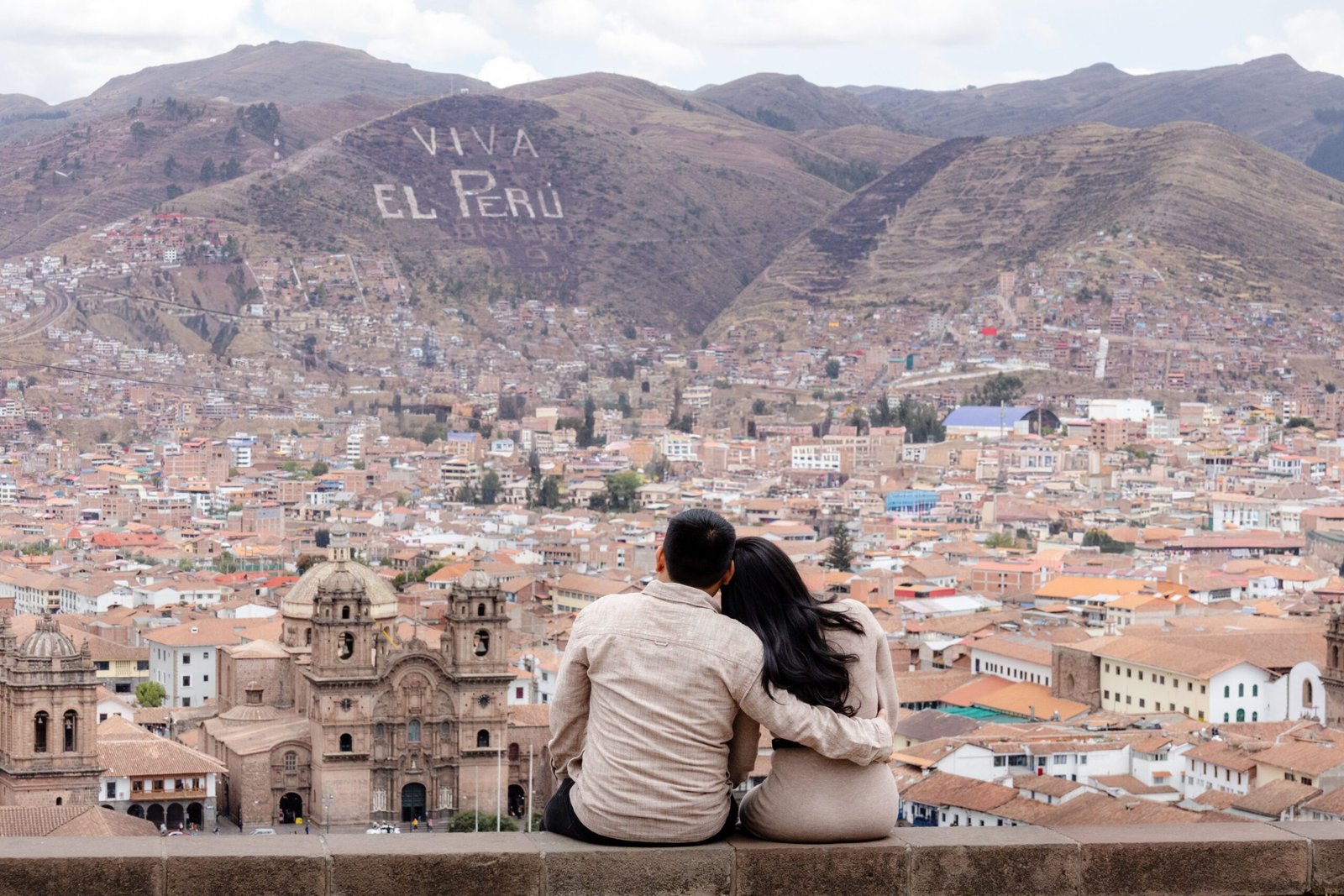 Documentos e rotina de quem quer trabalhar no Peru com residência Mercosul e salário mínimo em soles