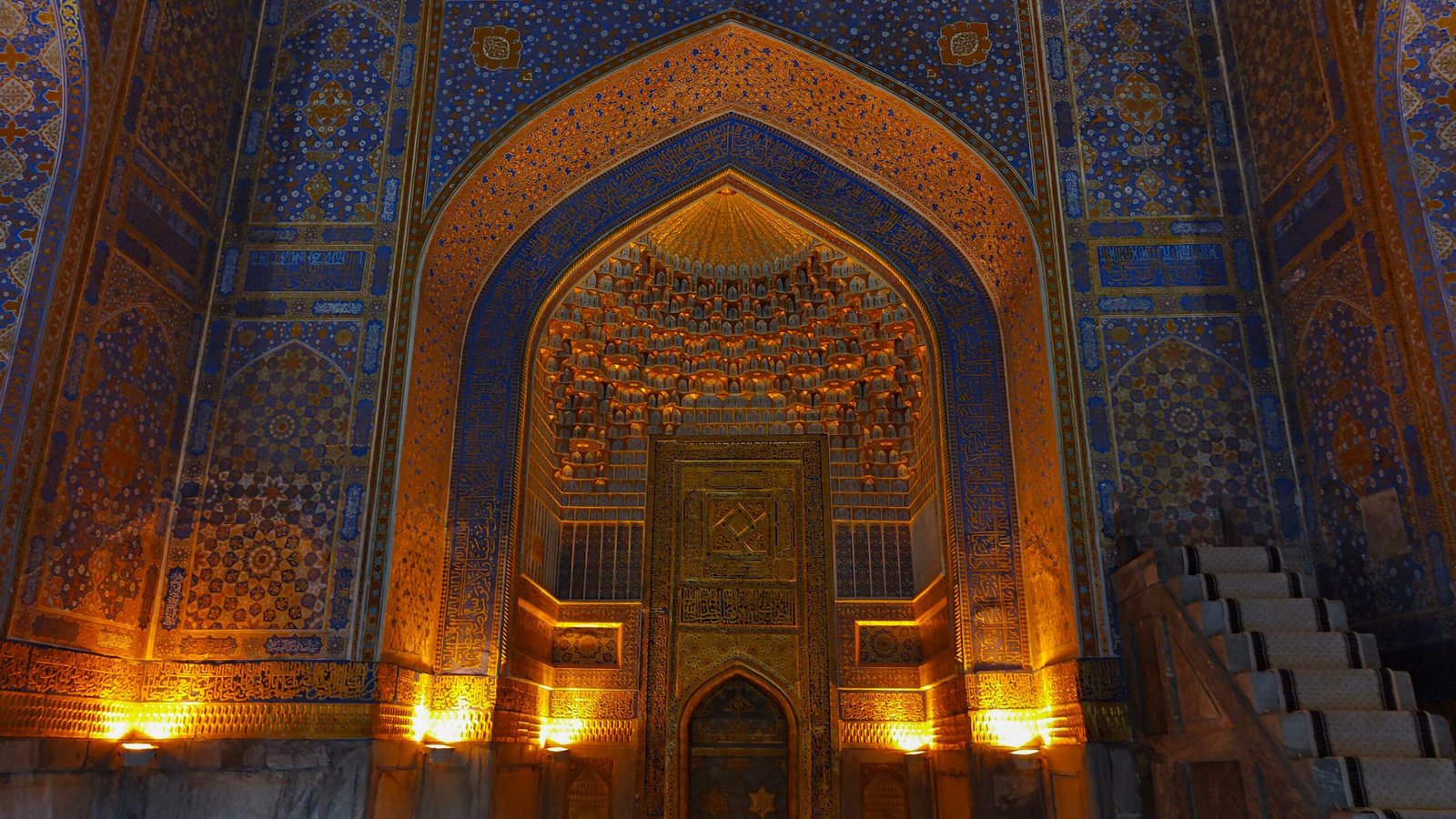 Cartão Nomad no Uzbequistão: como pagar sem perder no câmbio Cartão Nomad no Uzbequistão: viajante usando conta internacional em Tashkent em 2026