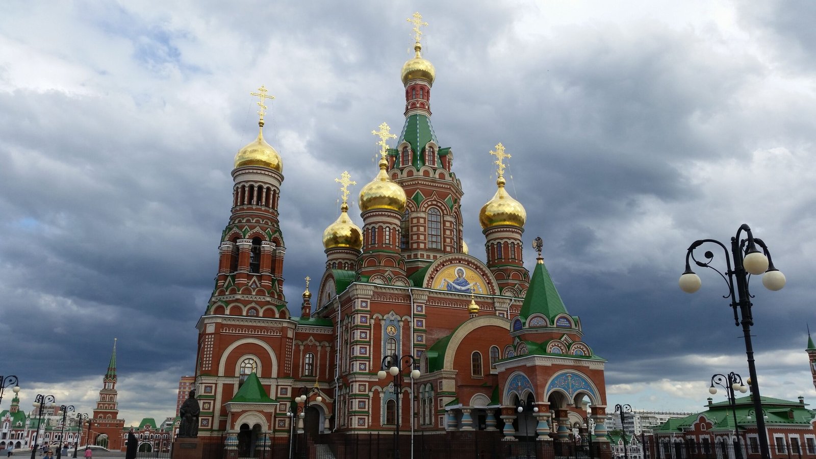 Cidade russa vista de cima, uma das melhores cidades para trabalhar na Rússia em 2026